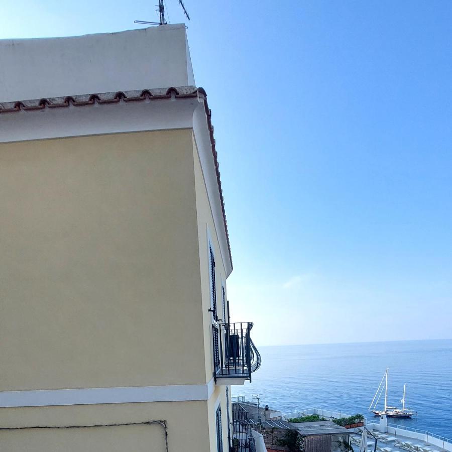 Appartamenti Casamalfi Vista Mare Luaran gambar