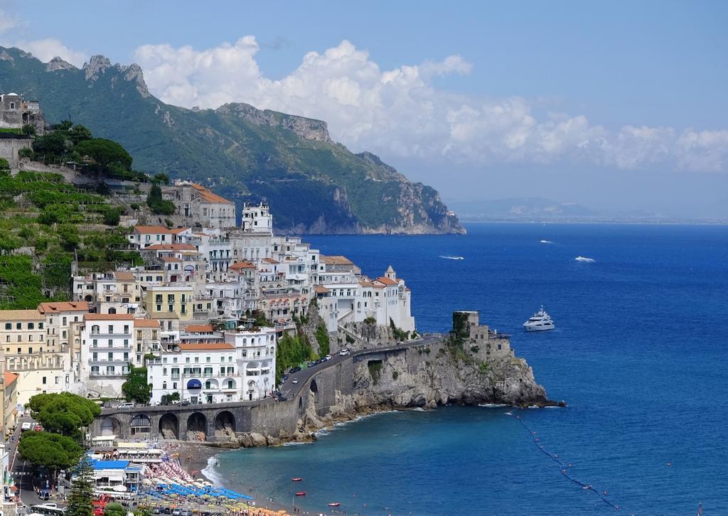 Appartamenti Casamalfi Vista Mare Luaran gambar