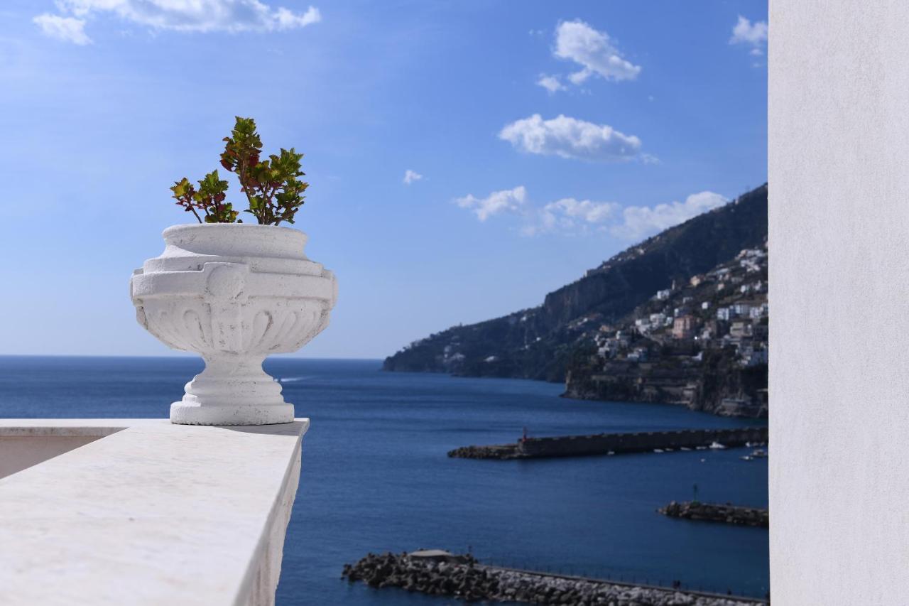 Appartamenti Casamalfi Vista Mare Luaran gambar