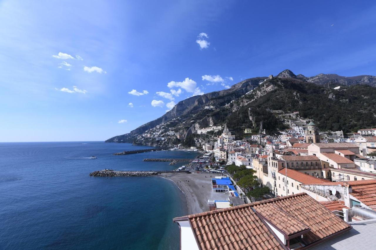 Appartamenti Casamalfi Vista Mare Luaran gambar