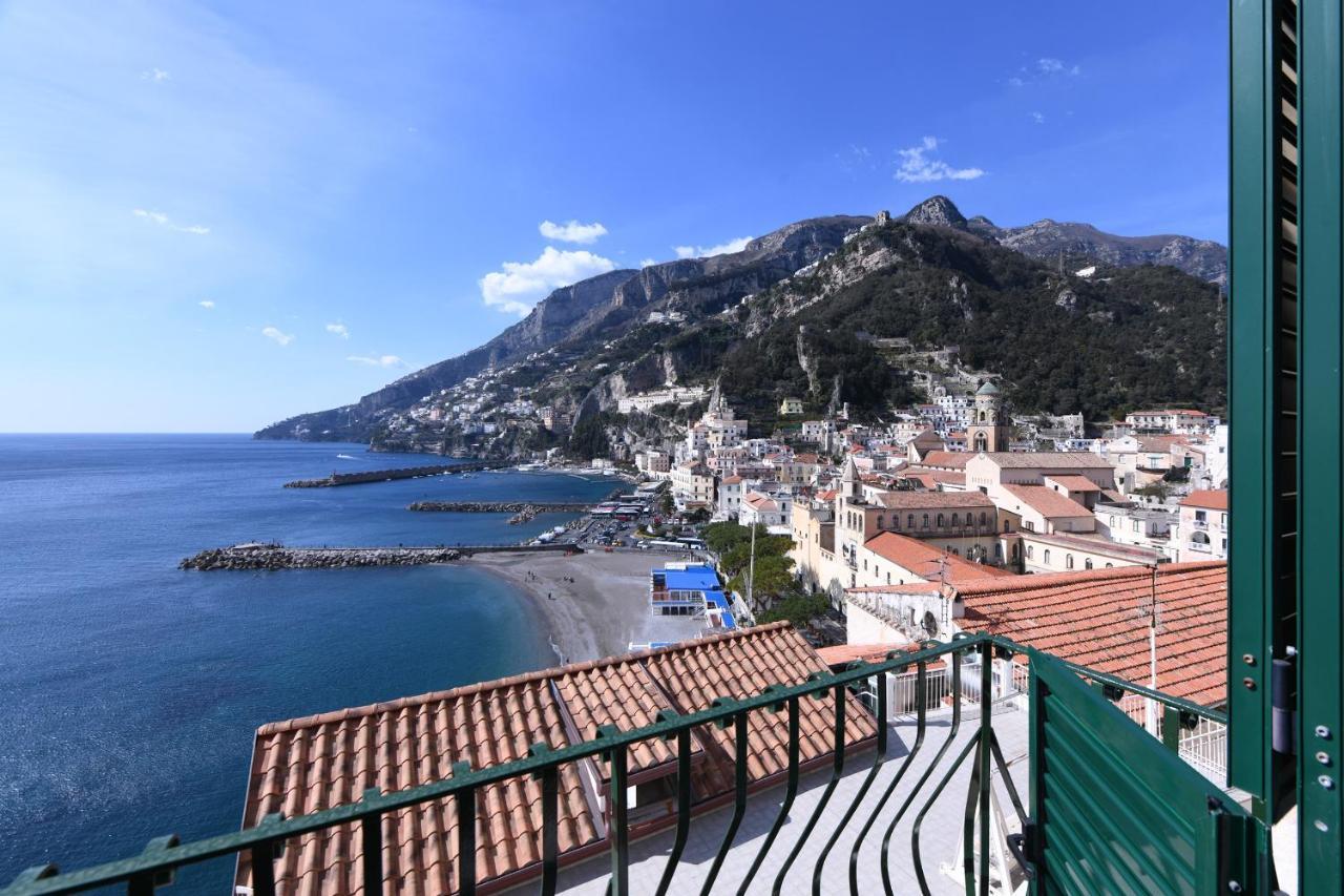 Appartamenti Casamalfi Vista Mare Luaran gambar