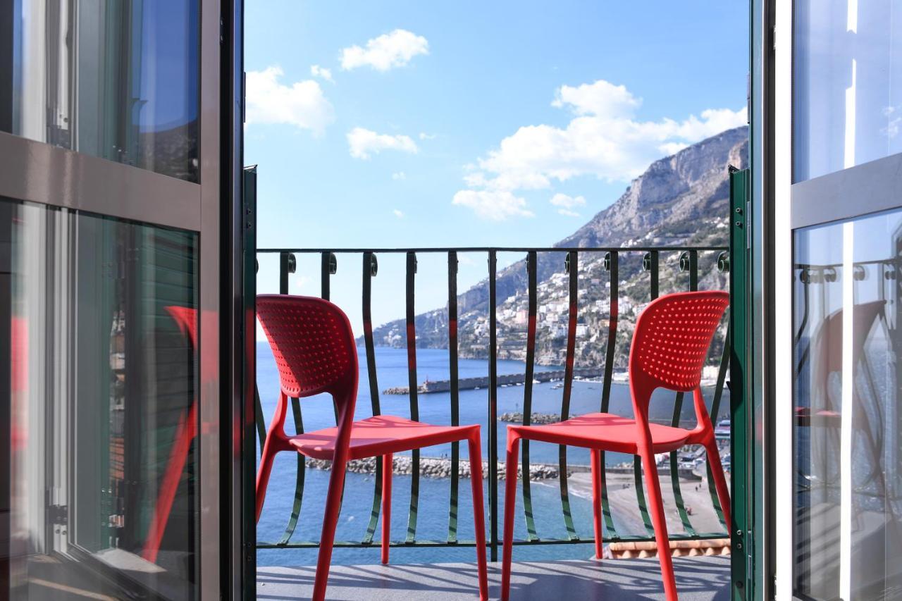 Appartamenti Casamalfi Vista Mare Luaran gambar