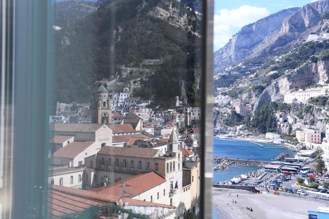 Appartamenti Casamalfi Vista Mare Luaran gambar