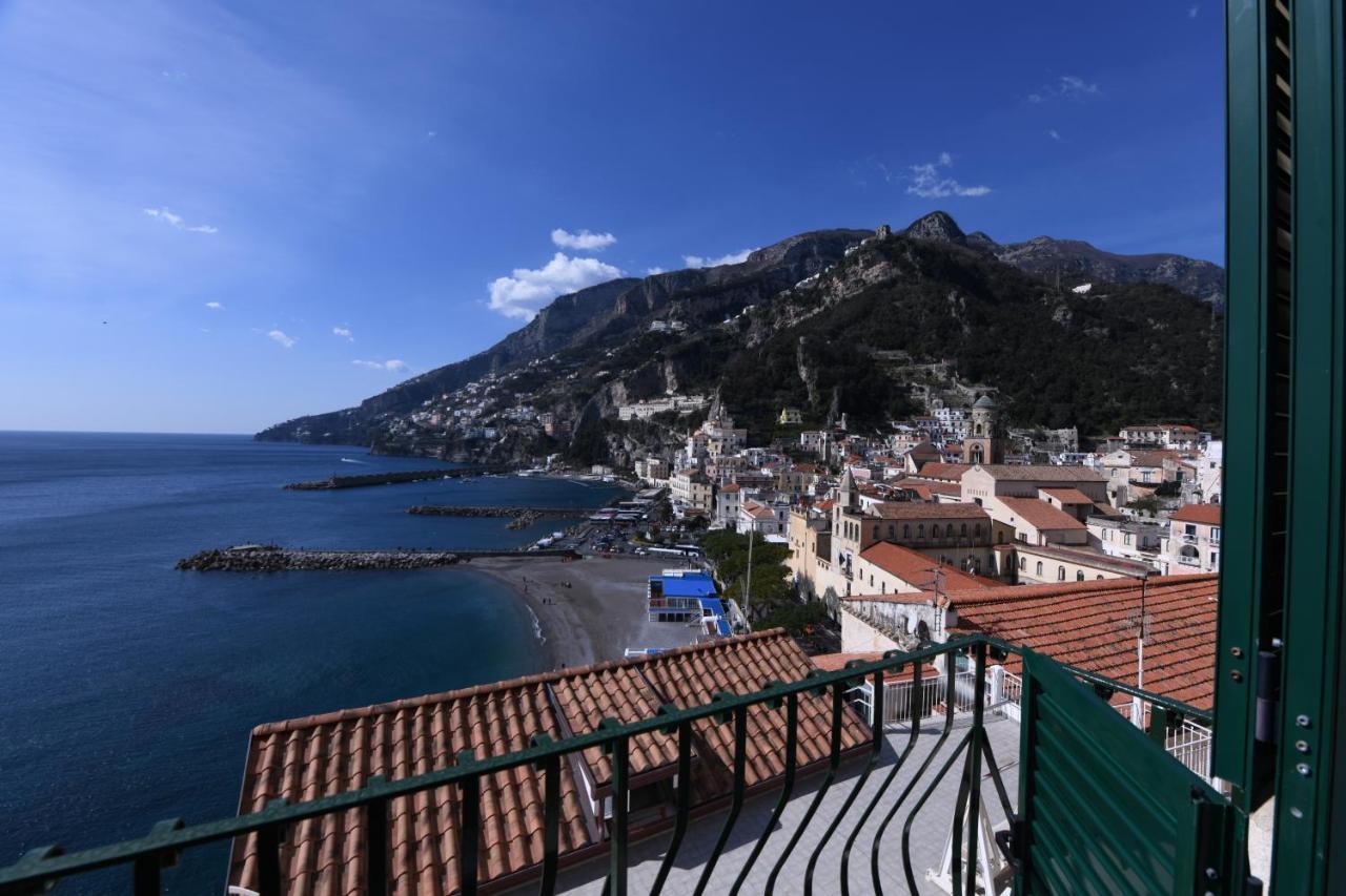 Appartamenti Casamalfi Vista Mare Luaran gambar