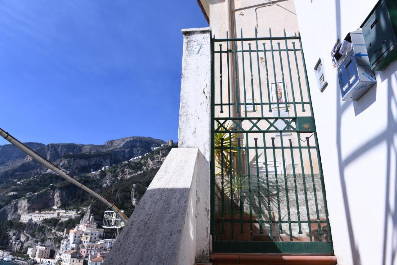 Appartamenti Casamalfi Vista Mare Luaran gambar